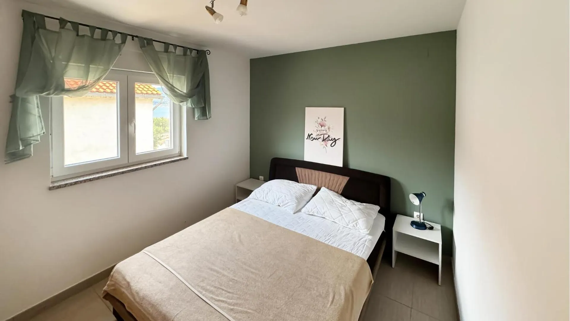 2 Bedroom Lovely Apartment In Omisalj