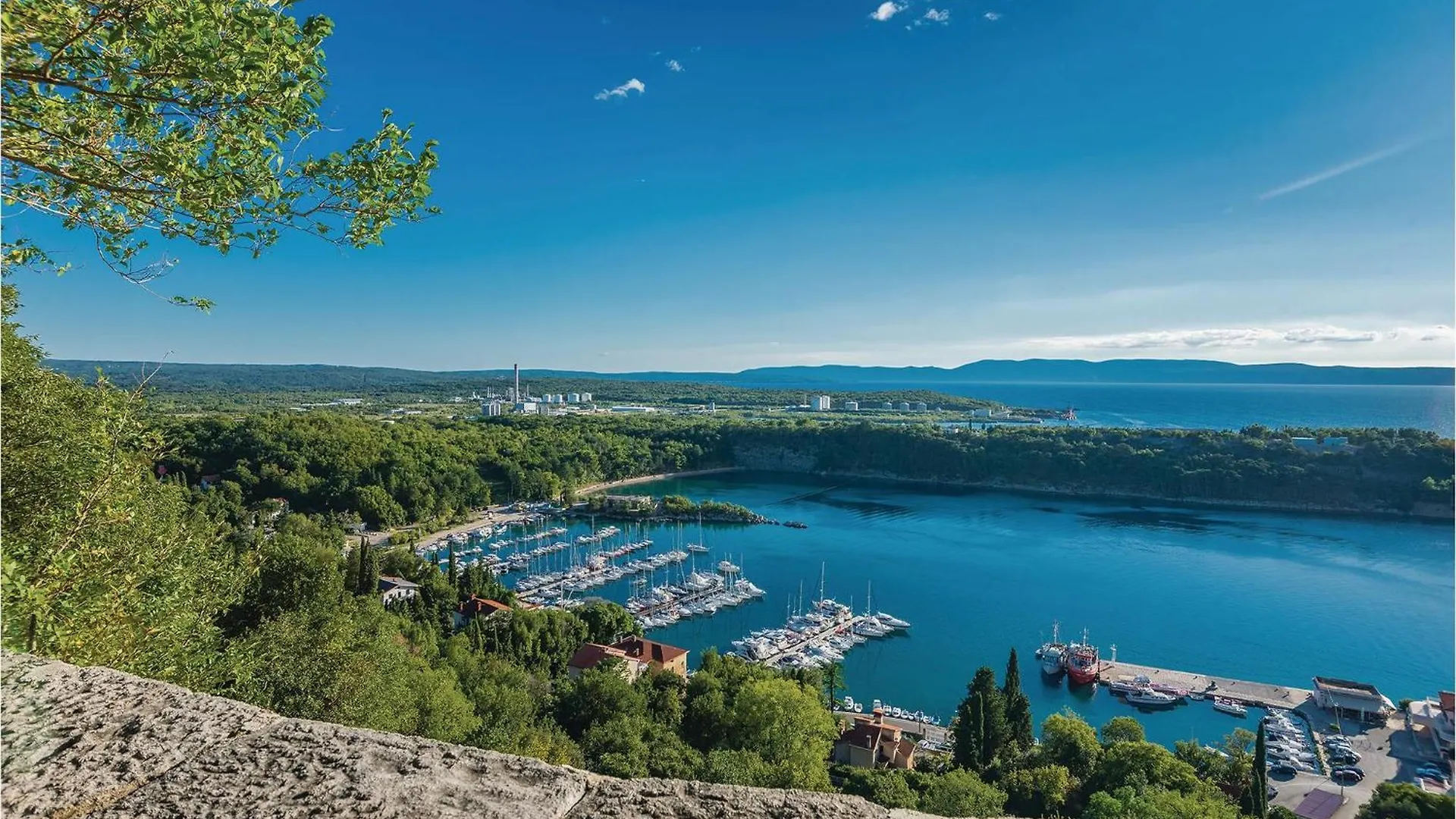 2 Bedroom Lovely Apartment In Omisalj Croatia